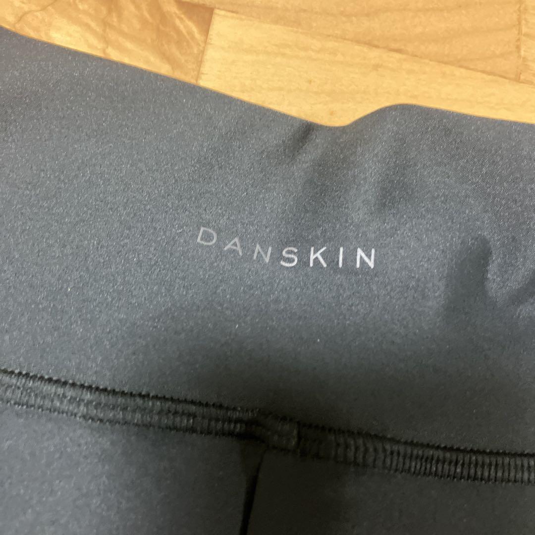 ダンスキン　ストレッチ　レギンス　Mブラック