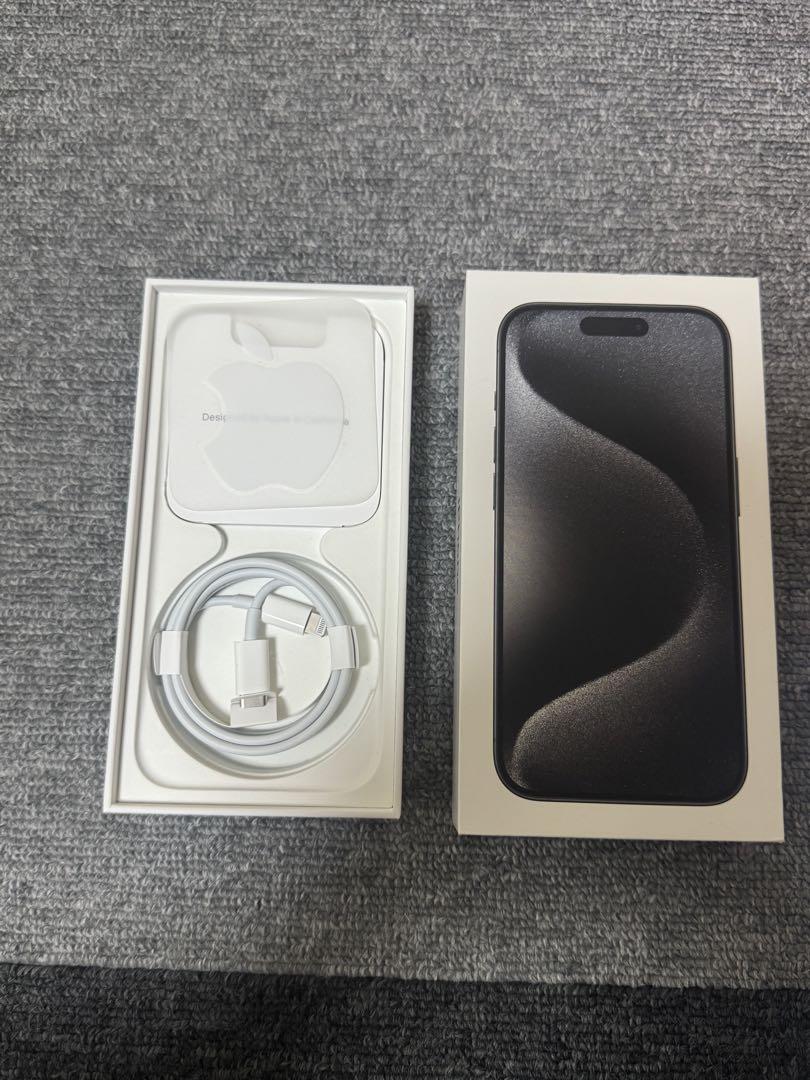 Apple iPhone12 ブラック 本体 充電ケーブル付き