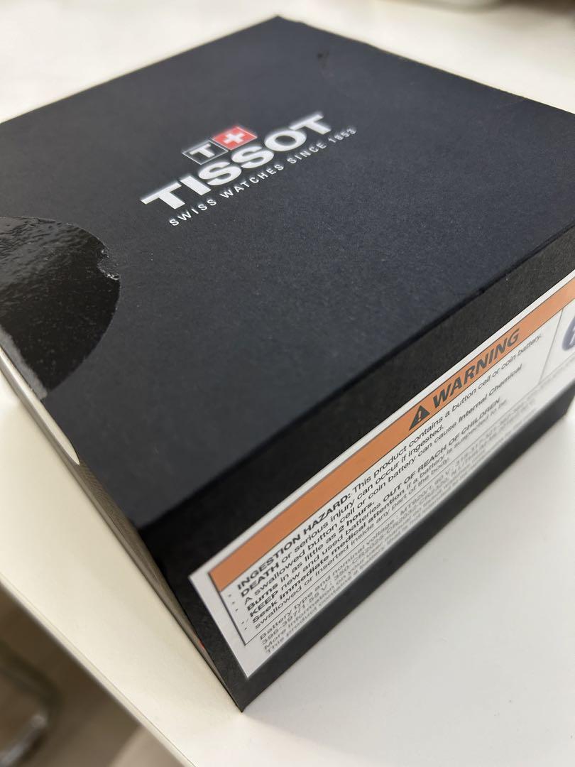 TISSOT 未使用　クォーツ腕時計　箱付き　稼働　定価10万円