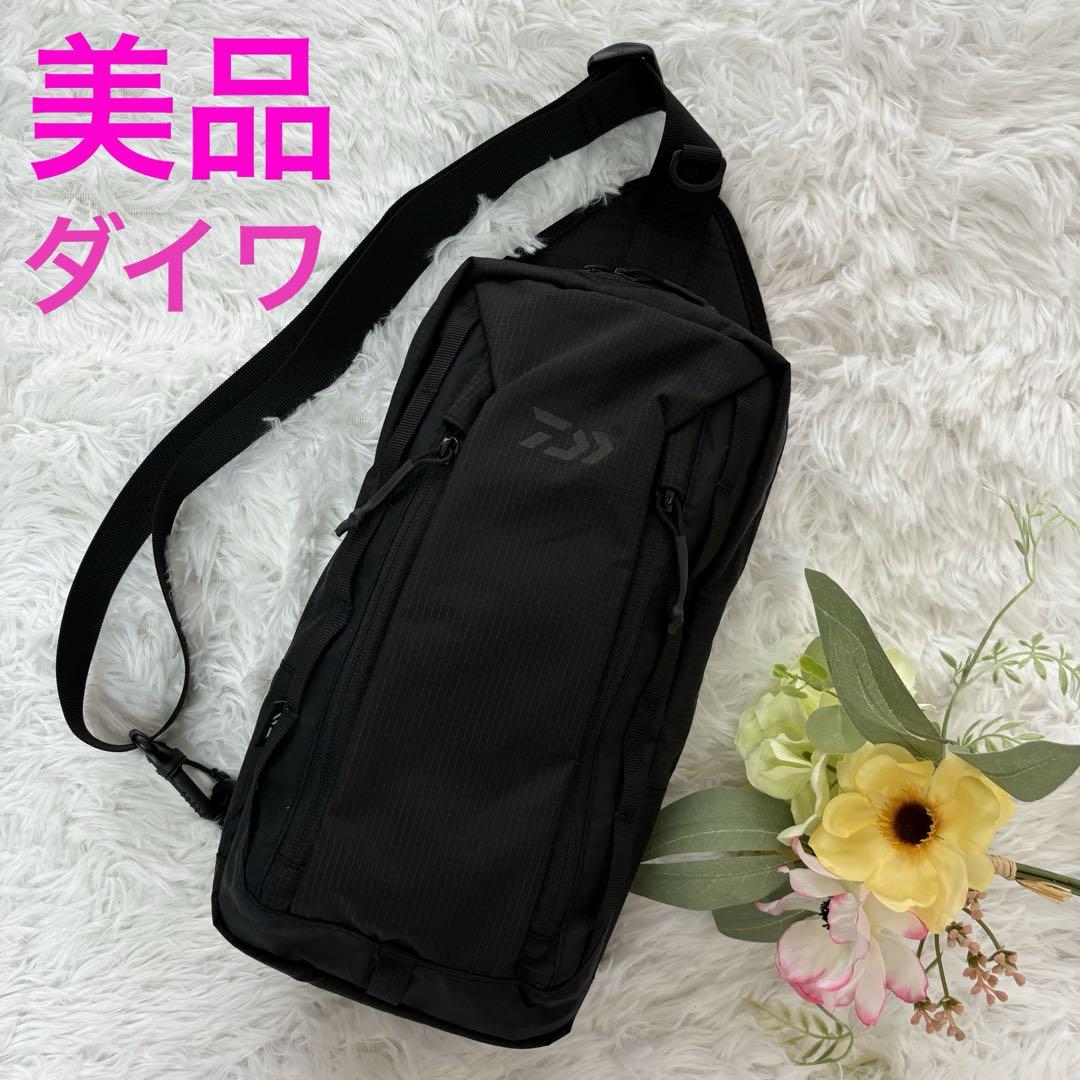 美品。スリクソンCV3.0F グリップサイズ2 ガットは新品-激安