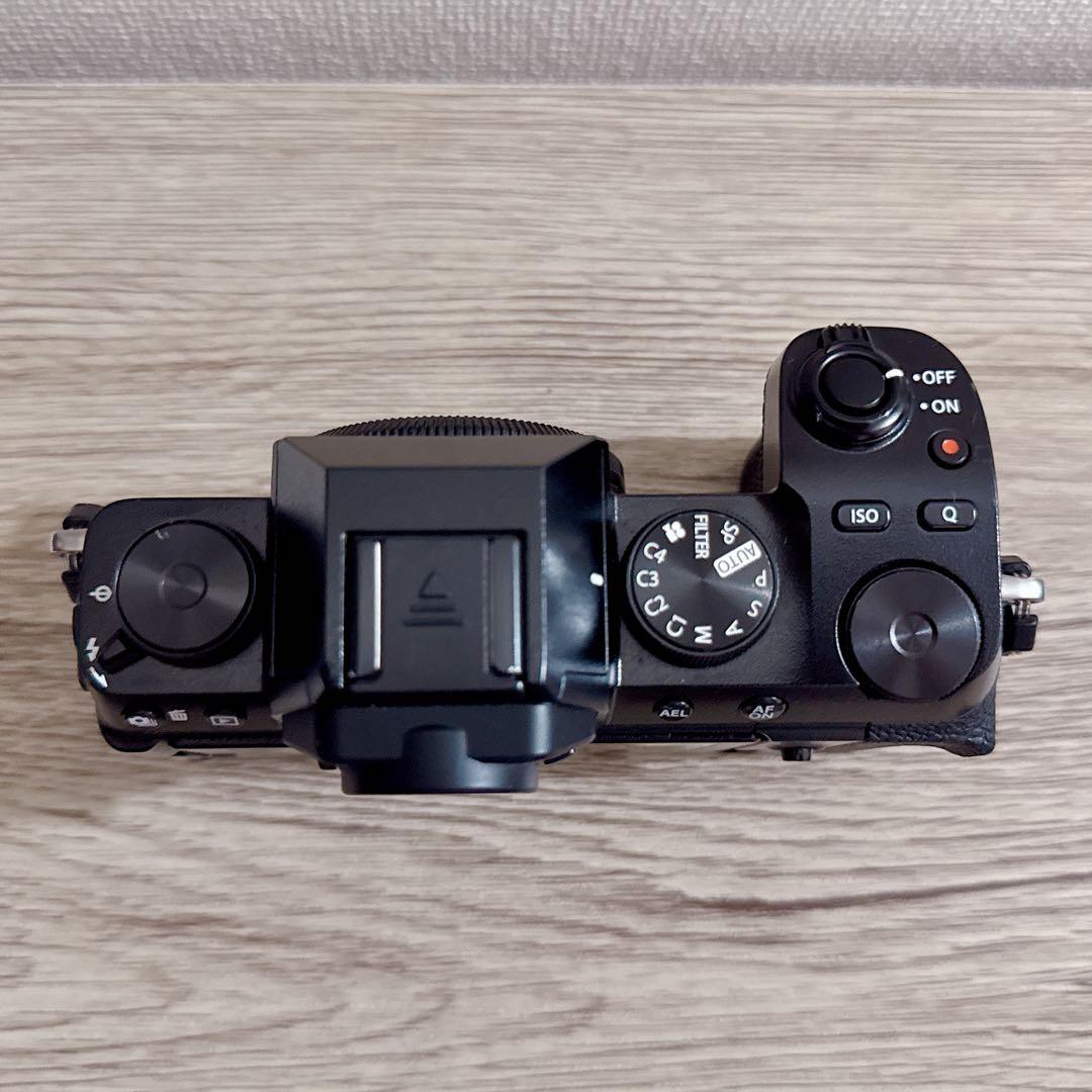Fujifilm X-S10 ブラック