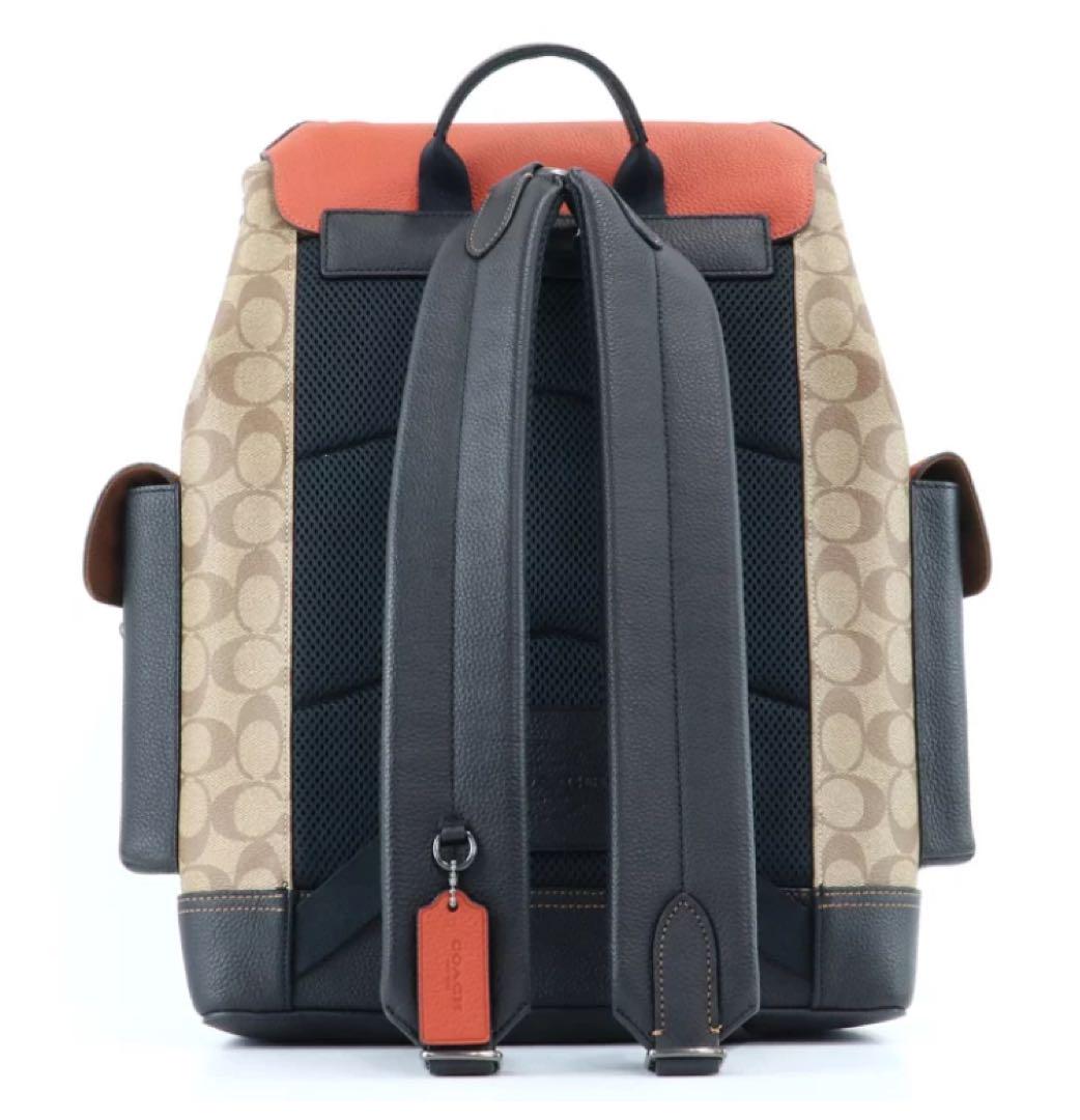 【新品】コーチ　バッグ リュックサック A4対応 シグネチャー メンズ