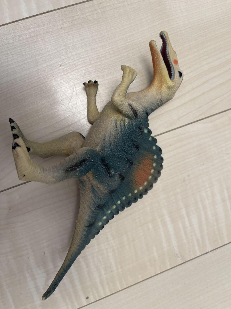 恐竜フィギュア16体セット