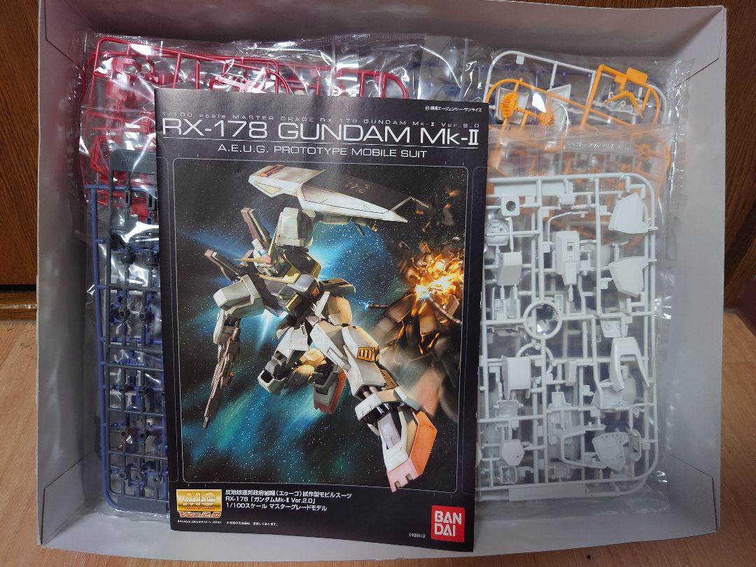 RX-178 GUNDAM Mk-II MG 1/100 プラモデル
