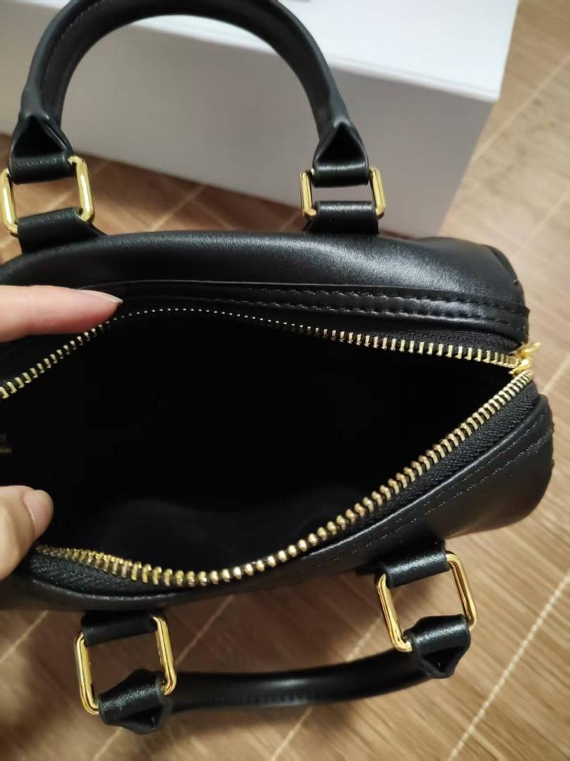 CELINE ショルダーバッグ
