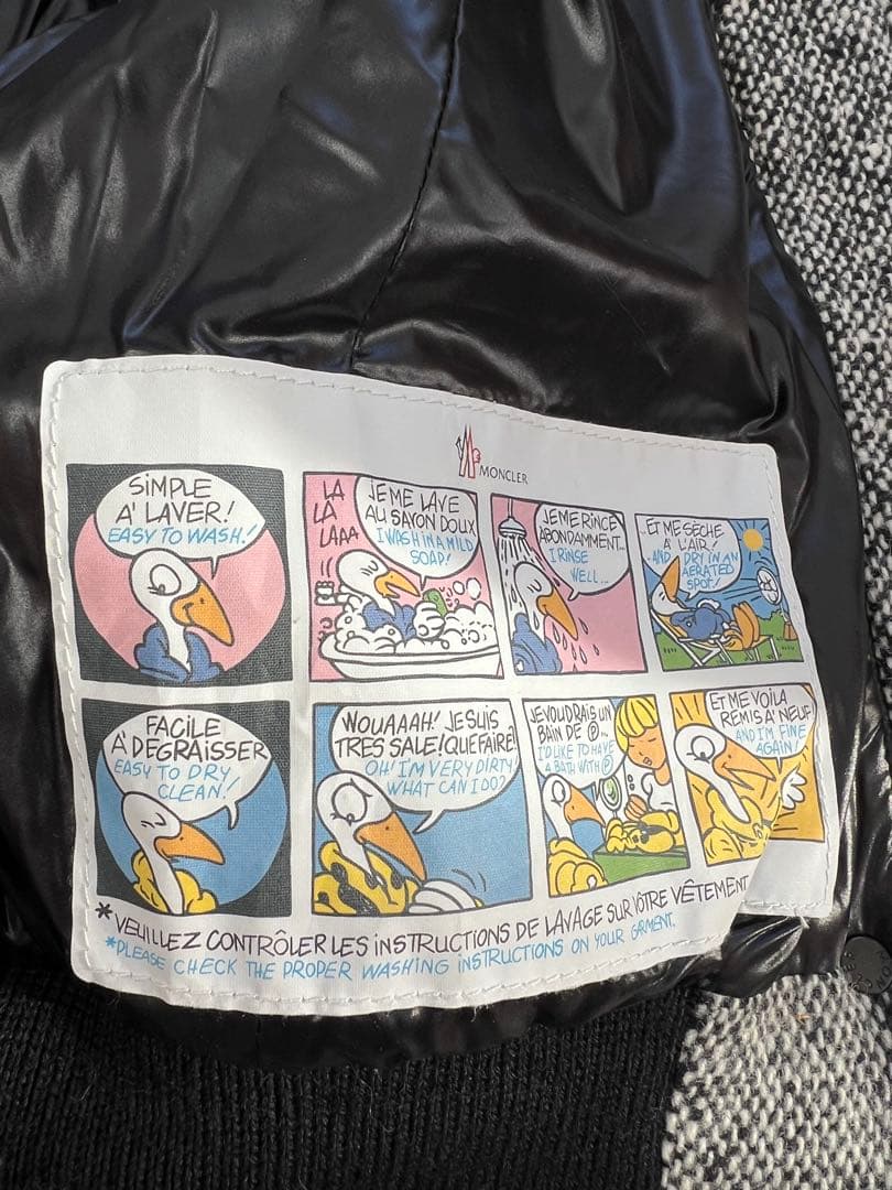 【美品】モンクレール レディース ファー付きダウンベスト 【美品】モンクレール レディース ファー付きダウンベスト