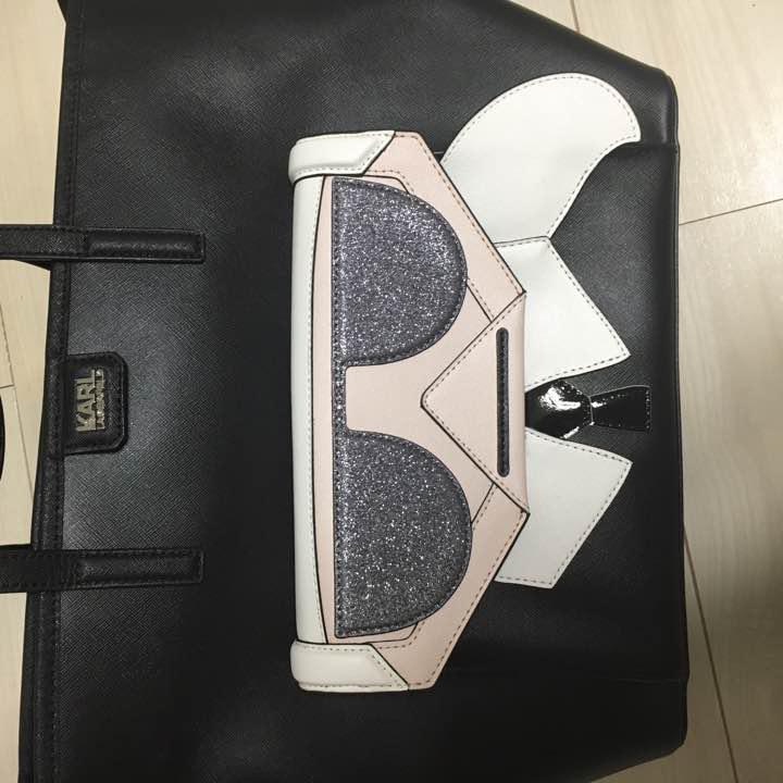 カールラガーフェルド CHANEL FENDI カールラガーフェルド CHANEL FENDI