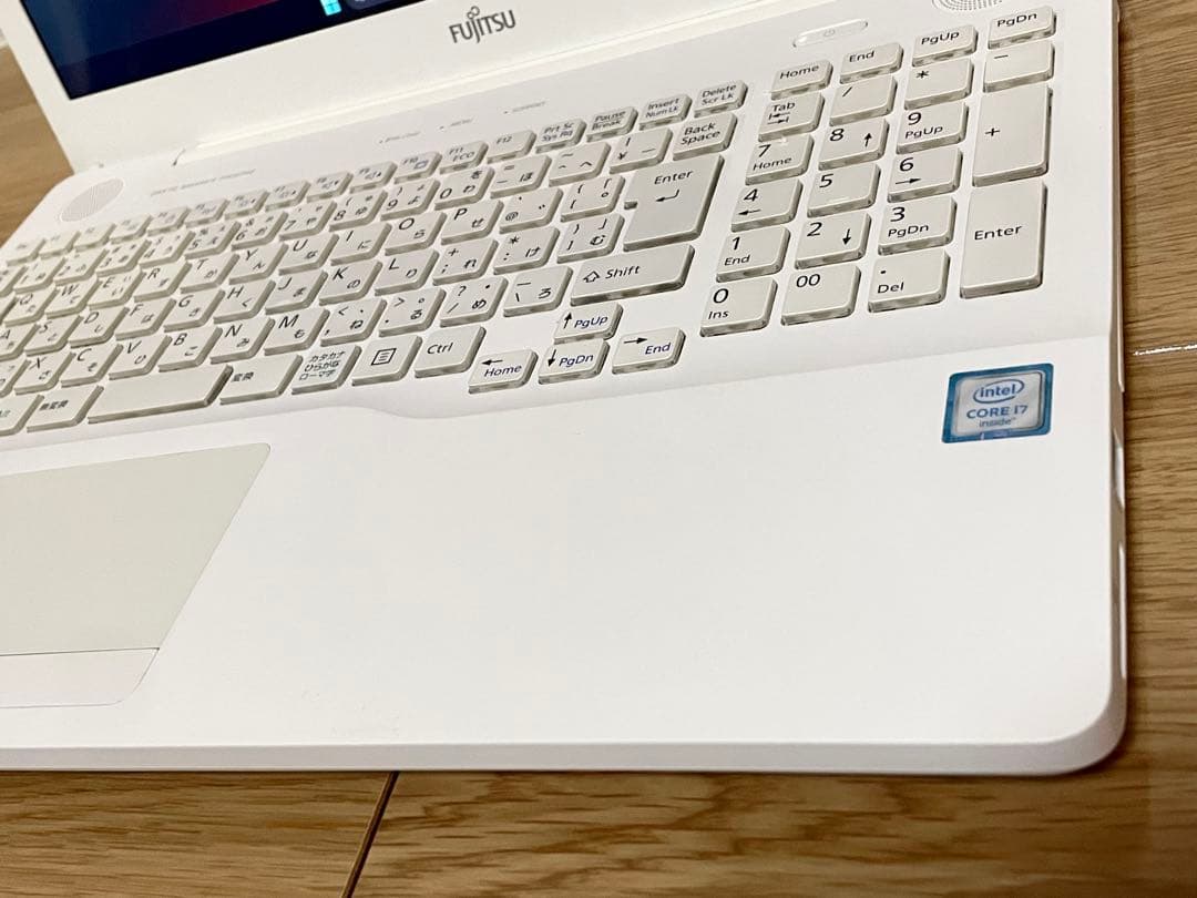 【美品】FUJITSU LIFEBOOK FHD液晶 i7-7700HQ 1TB