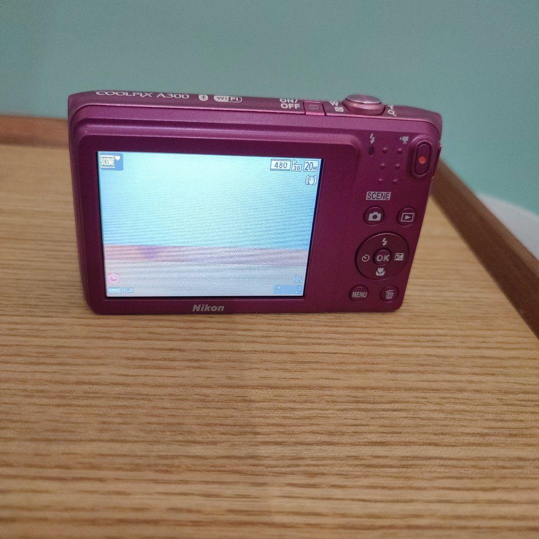 訳あり　Nikon COOLPIX A300　ピンクのコンデジ　SDカード付 COOLPIX ニコン コンデジ Nikon A300 ピンク 中古 Wi-Fi搭載 SD