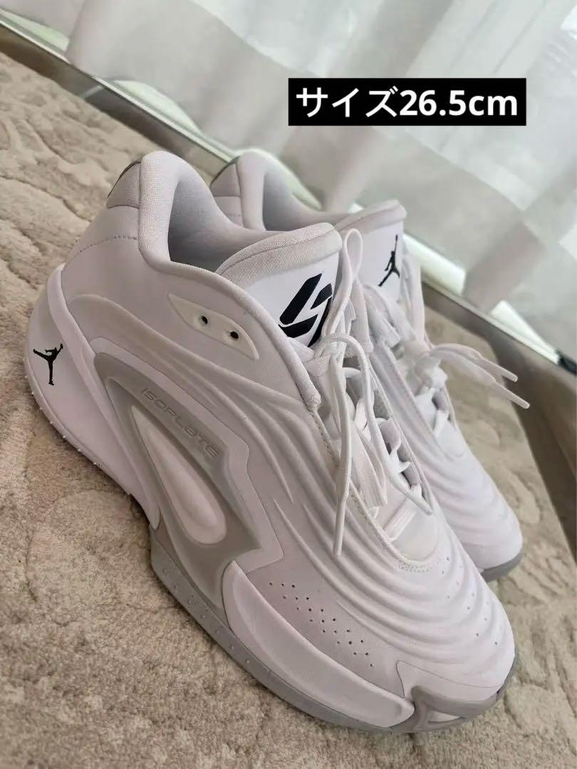 未使用　Jordan バスケットシューズ ホワイト