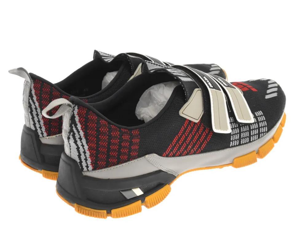 PRADA /プラダクラウドバスト ニットローカットスニーカー ブラック 新品