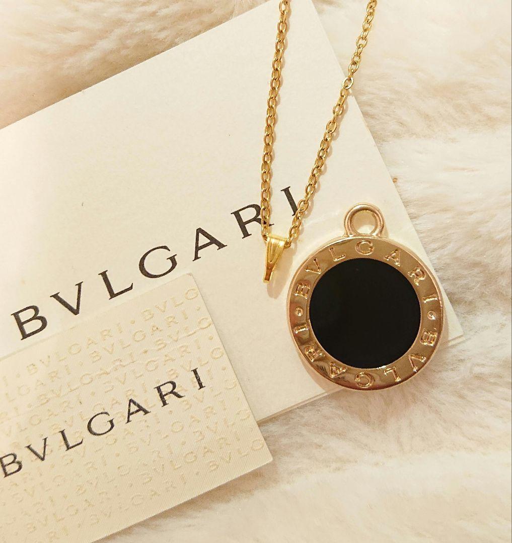 【正規 未使用】BVLGARIビッグロゴ刻印 黒×金チャーム/ネックレスチェーン