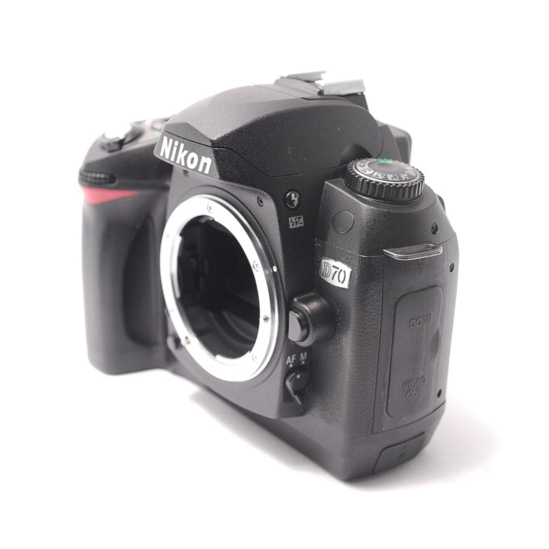 Nikon D70