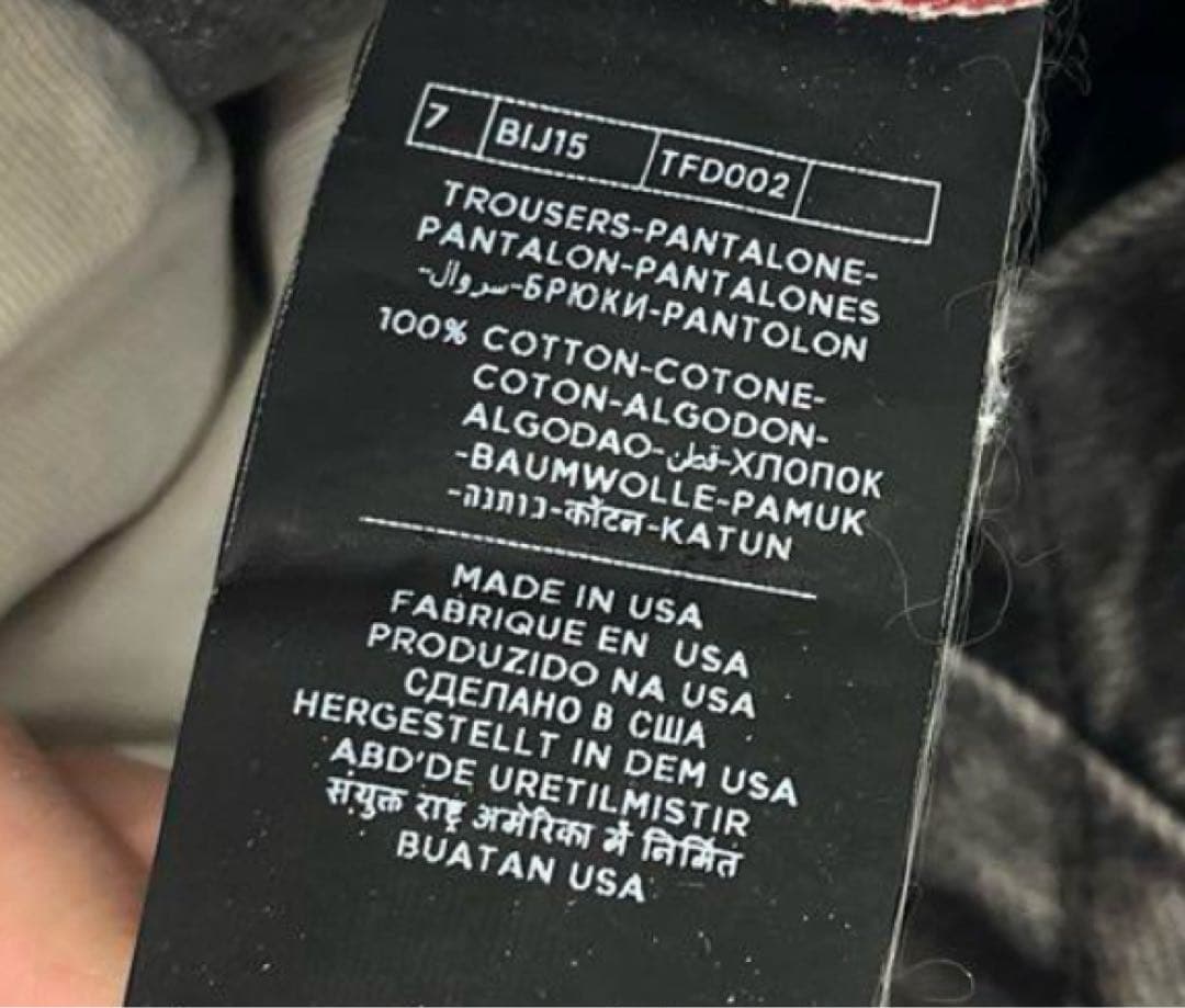 トムフォード ジーンズ タグ確認用