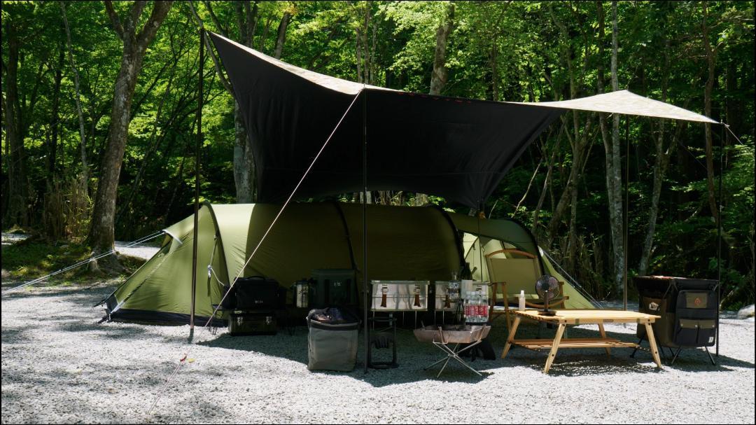 正規品 FJALLRAVEN フェールラーベン Keb Endurance 4
