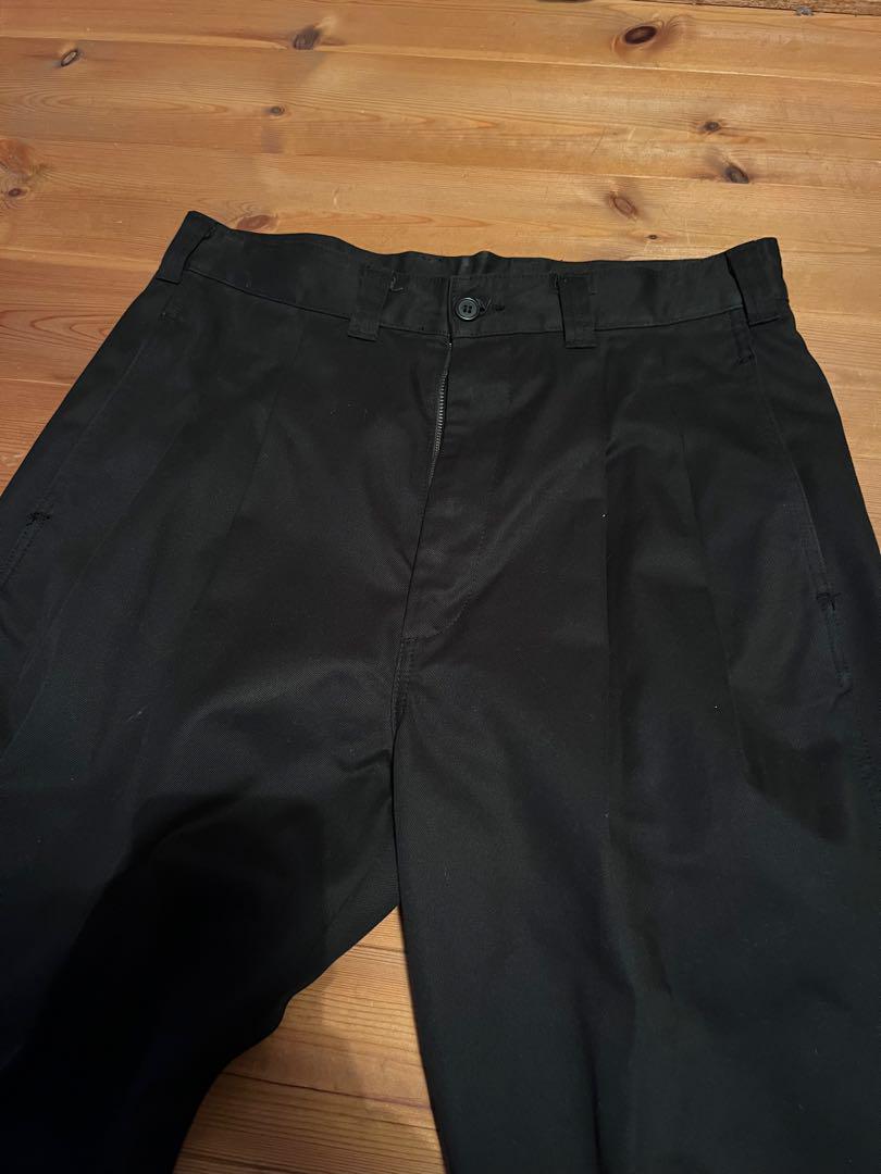 isness イズネス　2タックワイドチノパンツ ブラック　黒　48