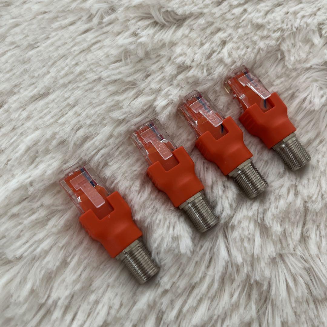 4個