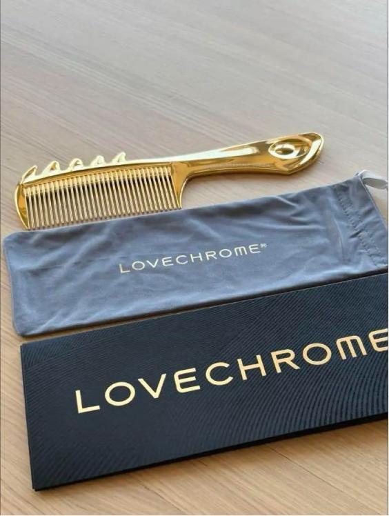 Lovechrome ゴールド スカルプ カッサ ヘアコーム