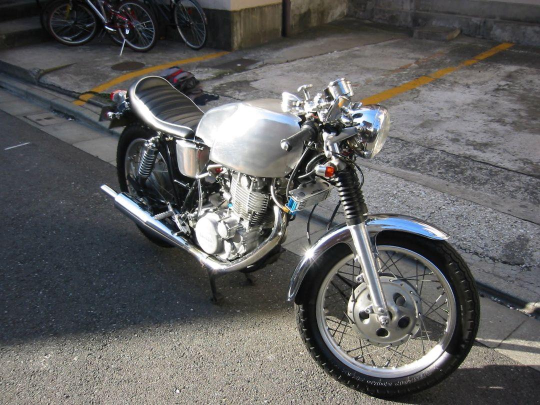 SR400 オイルクーラー