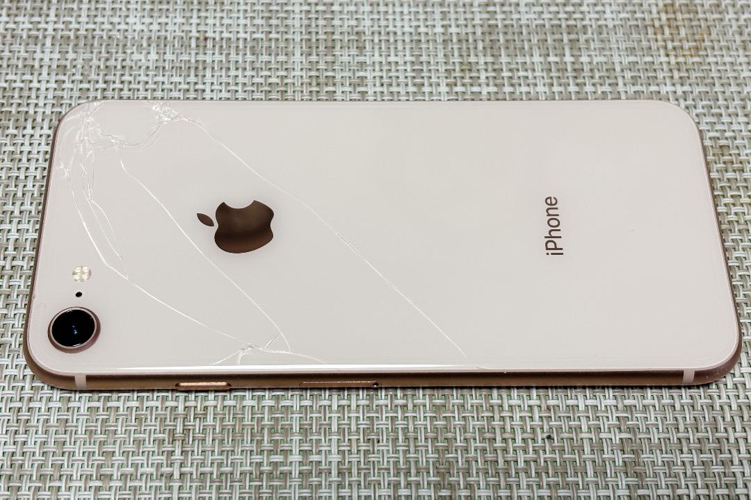 iPhone 8 ゴールド 64GB SIMフリー