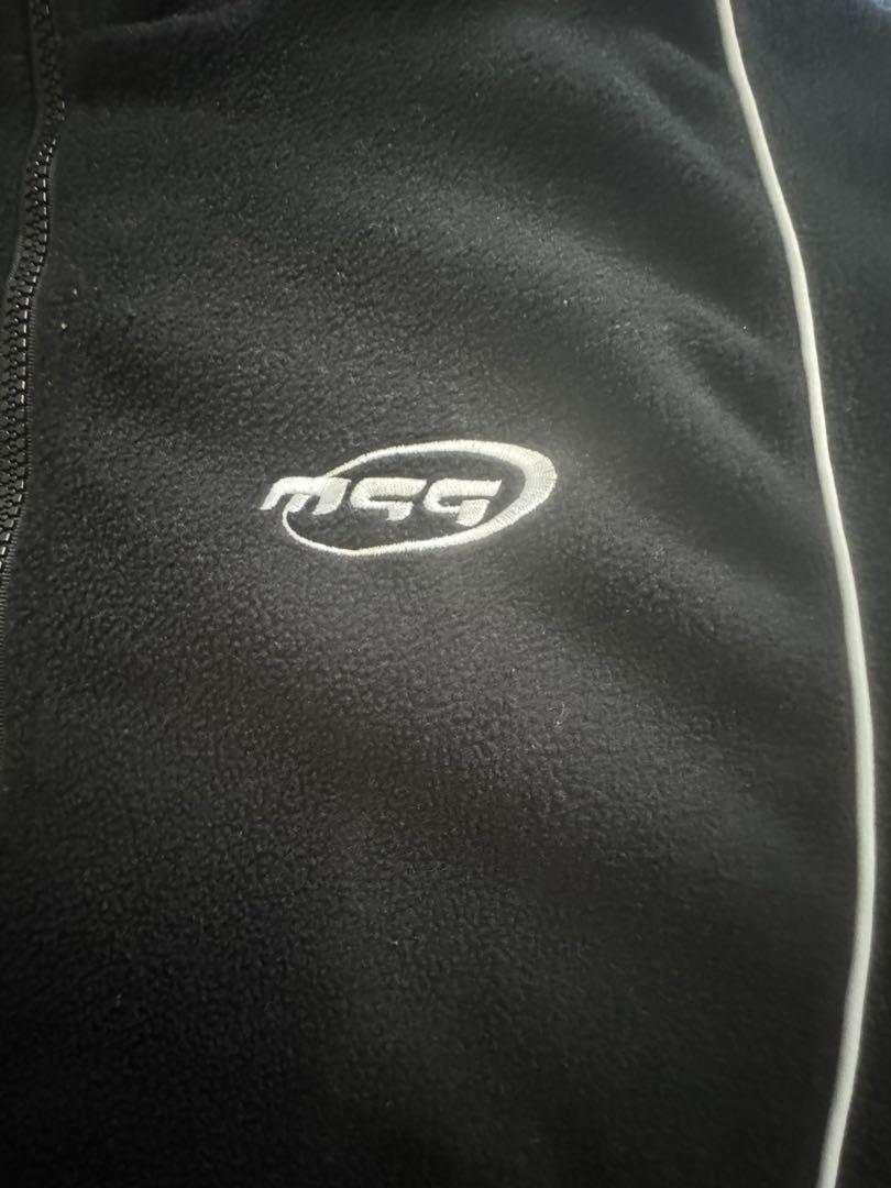 nsg ハーフジップ ブラック スウェット