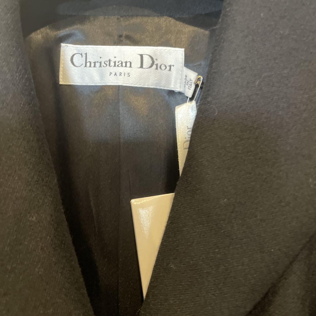 ● Christian