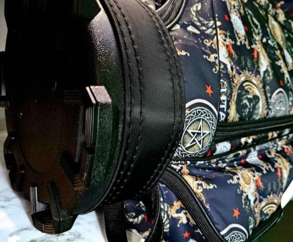 新品未使用展示品 超高級UTAA 超お買い得・プレミアゴージャスなキャディバッグ 新品未使用展示品 超高級UTAA 超お買い得・プレミアゴージャスなキャディバッグ