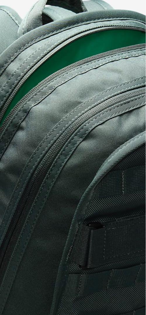タグつき！Nike ダークグリーン バックパック