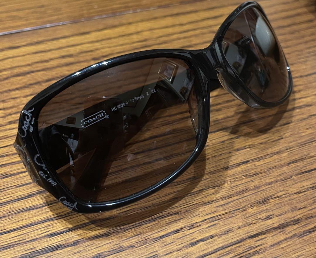 erikaです　coach コーチ　サングラス