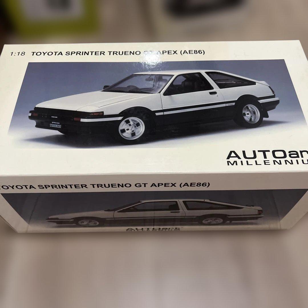 自動車 TOYOTA SPRINTER TRUENO GT APEX AE86 1:18