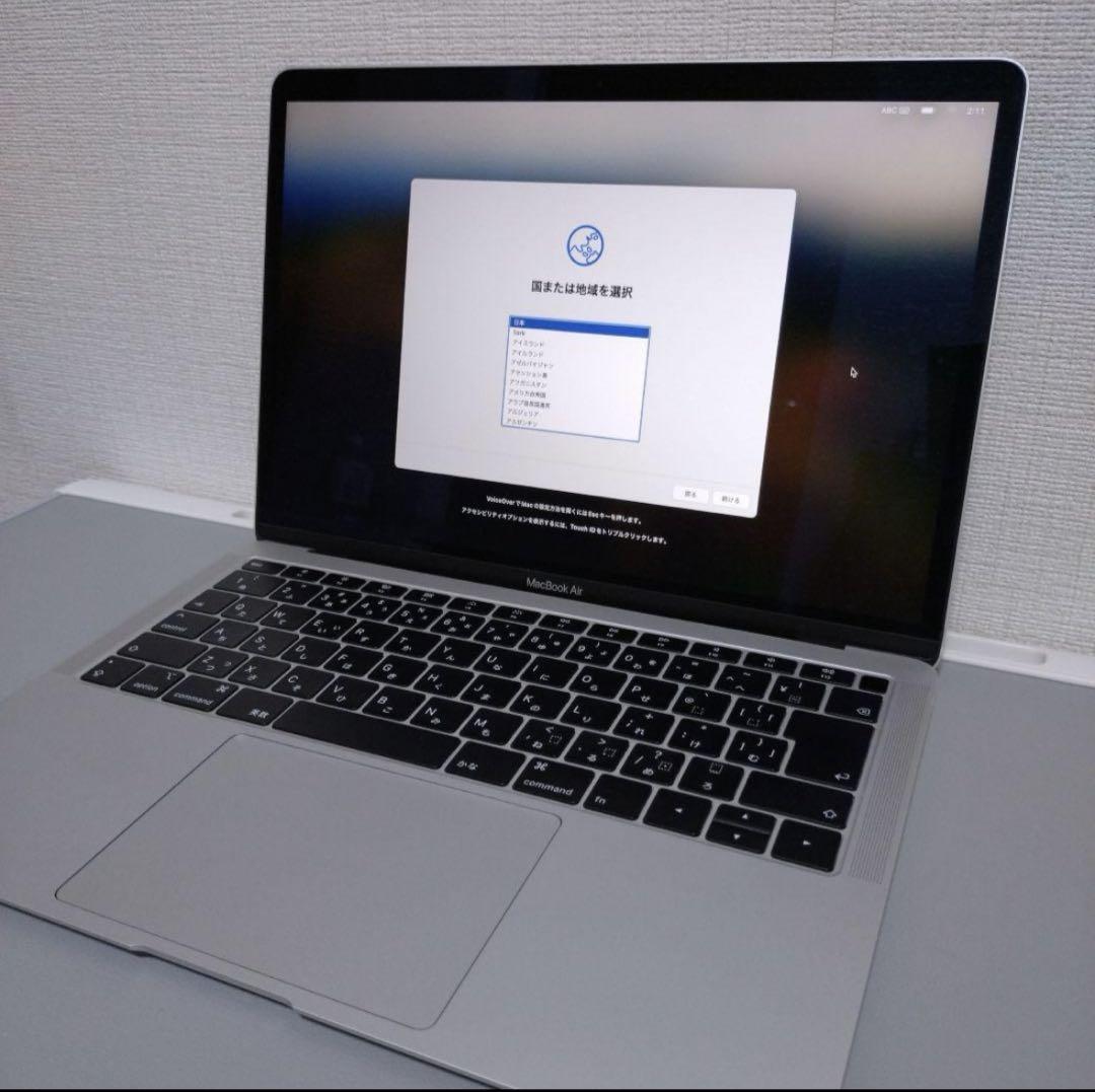 MacBook Air 2019 13インチ 8GB/256GB 箱&充電器付 - メルカリ