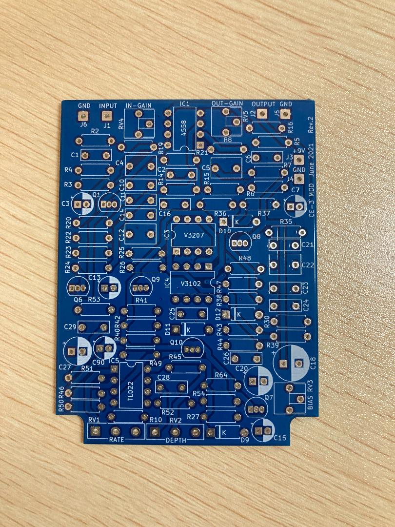 BBDアナログコーラス(BOSS CE-3 モディファイ)制作用プリント基板