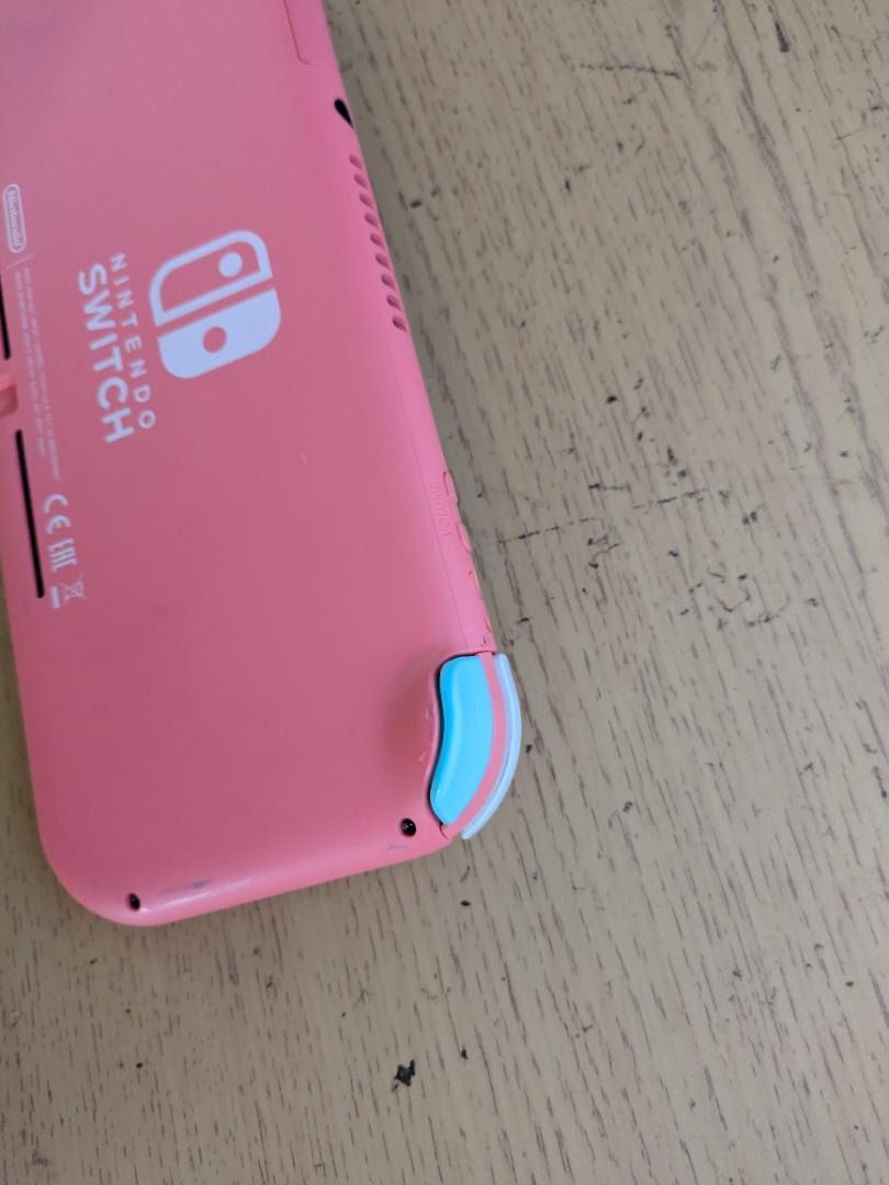 ジャンクです。Switch Lite スイッチライト 本体 ピンク パーツ付き