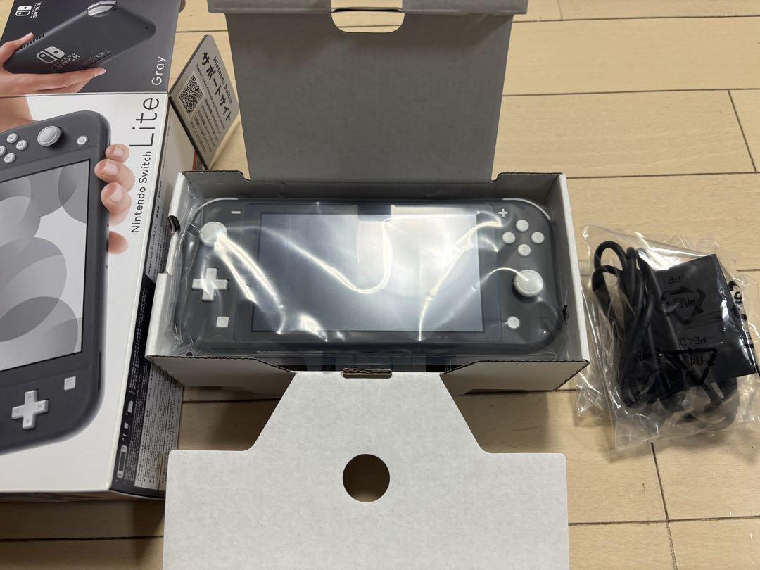 Nintendo swich Lite グレー