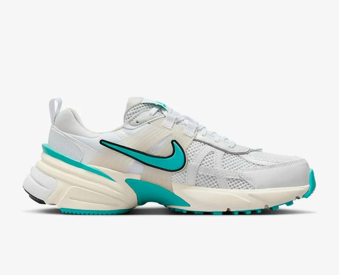 新品 ナイキ NIKE V2Kラン ターコイズ×ホワイト スニーカー24.5cm