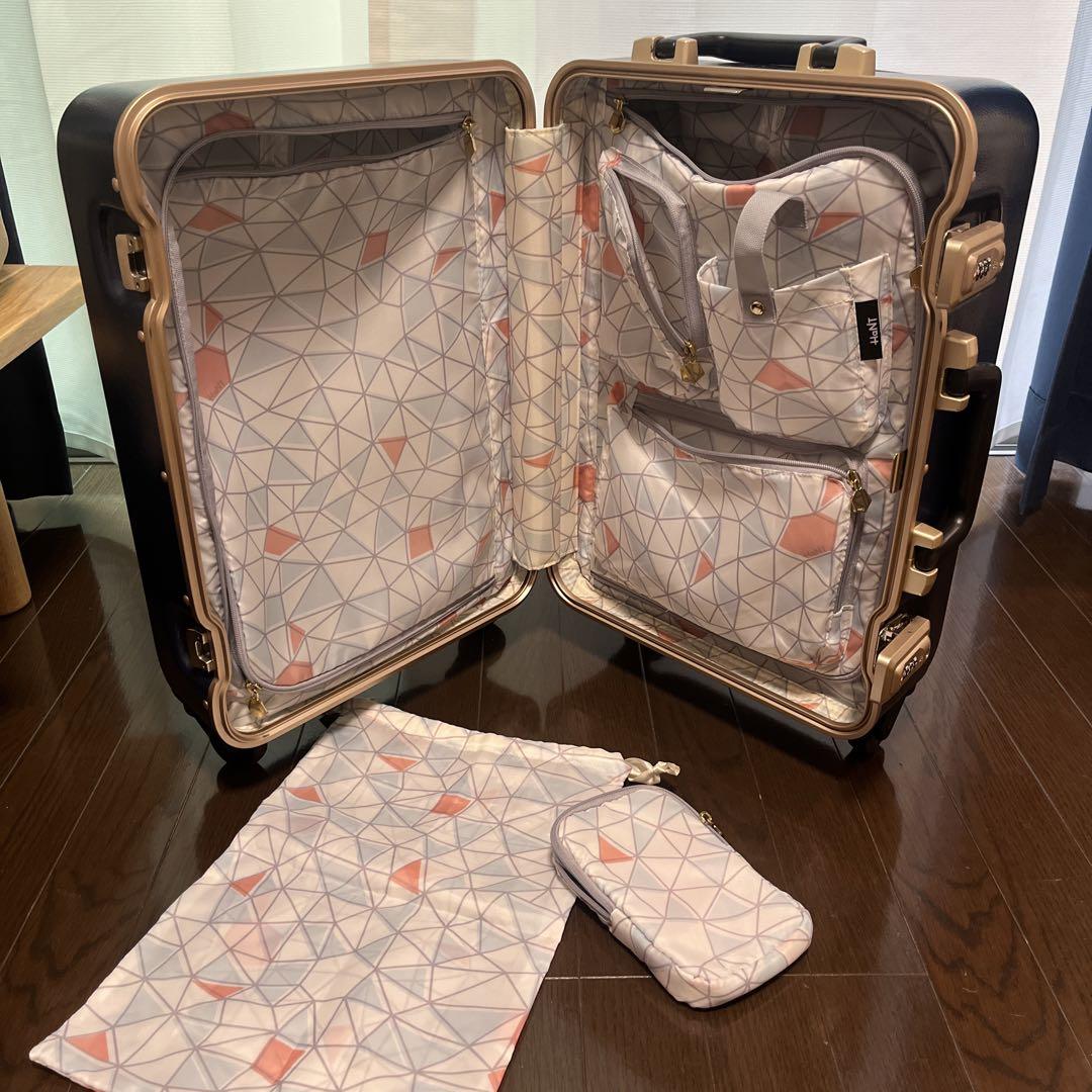 【HaNT ラミエンヌ スーツケース】 ハント ACE 機内持込み 1〜3泊