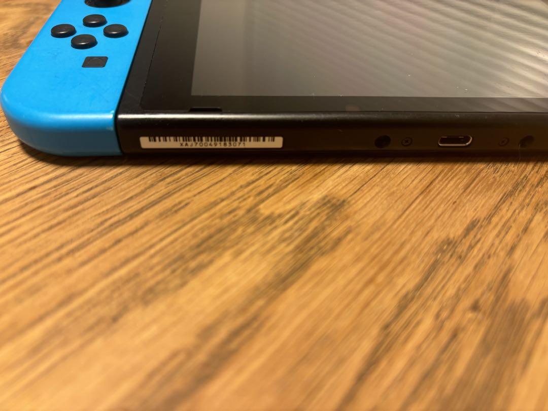 Nintendo Switch 本体 青/赤 Joy-Con