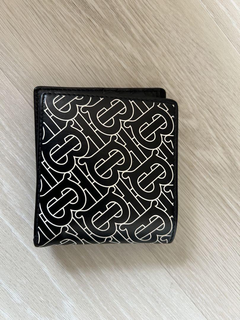 Burberry ロゴプリント 三つ折り財布