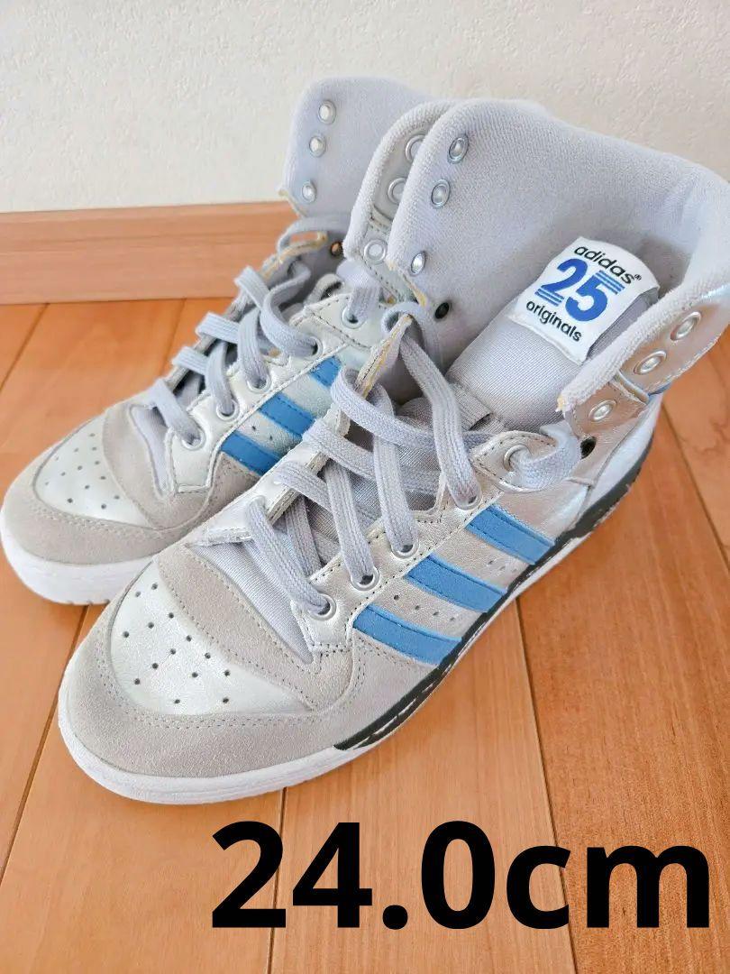adidas originals ハイカットスニーカー
