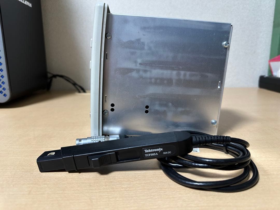 (11)Tektronix TCPA300/ TCP305A ジャンク (11)Tektronix TCPA300/ TCP305A ジャンク