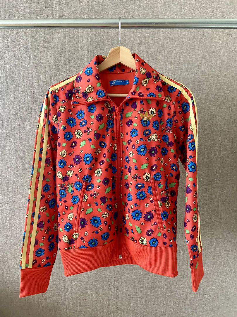 adidas originals トラックジャケット 花柄 ボタニカル 赤 adidas 花柄 ボタニカル ジャージ トラックジャケット 3本ライン
