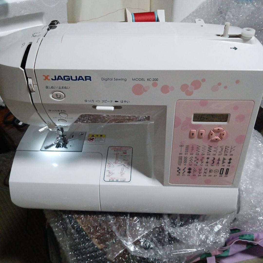 ジャガ−コンピューターミシンMC200