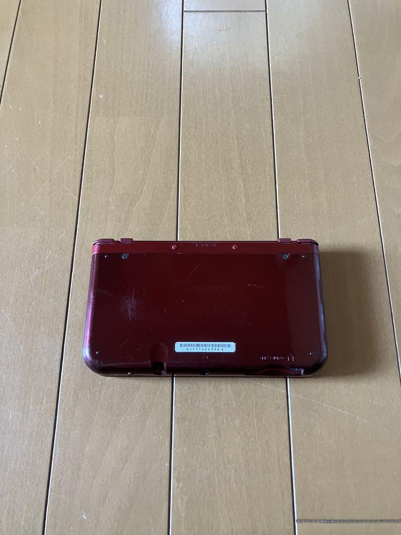 Newニンテンドー3DS LL メタリックレッド