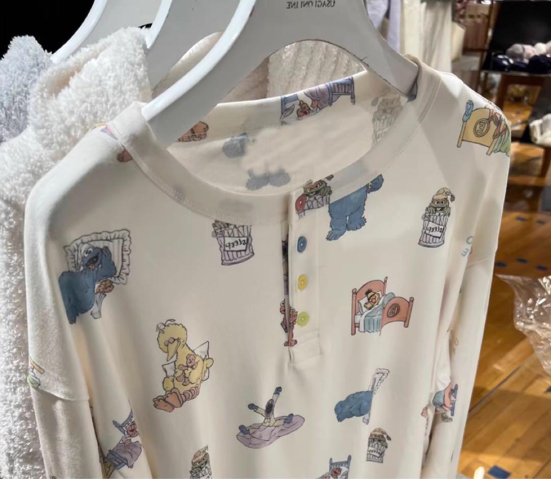 新品プルオーバー&ロングパンツ 上下セット 白