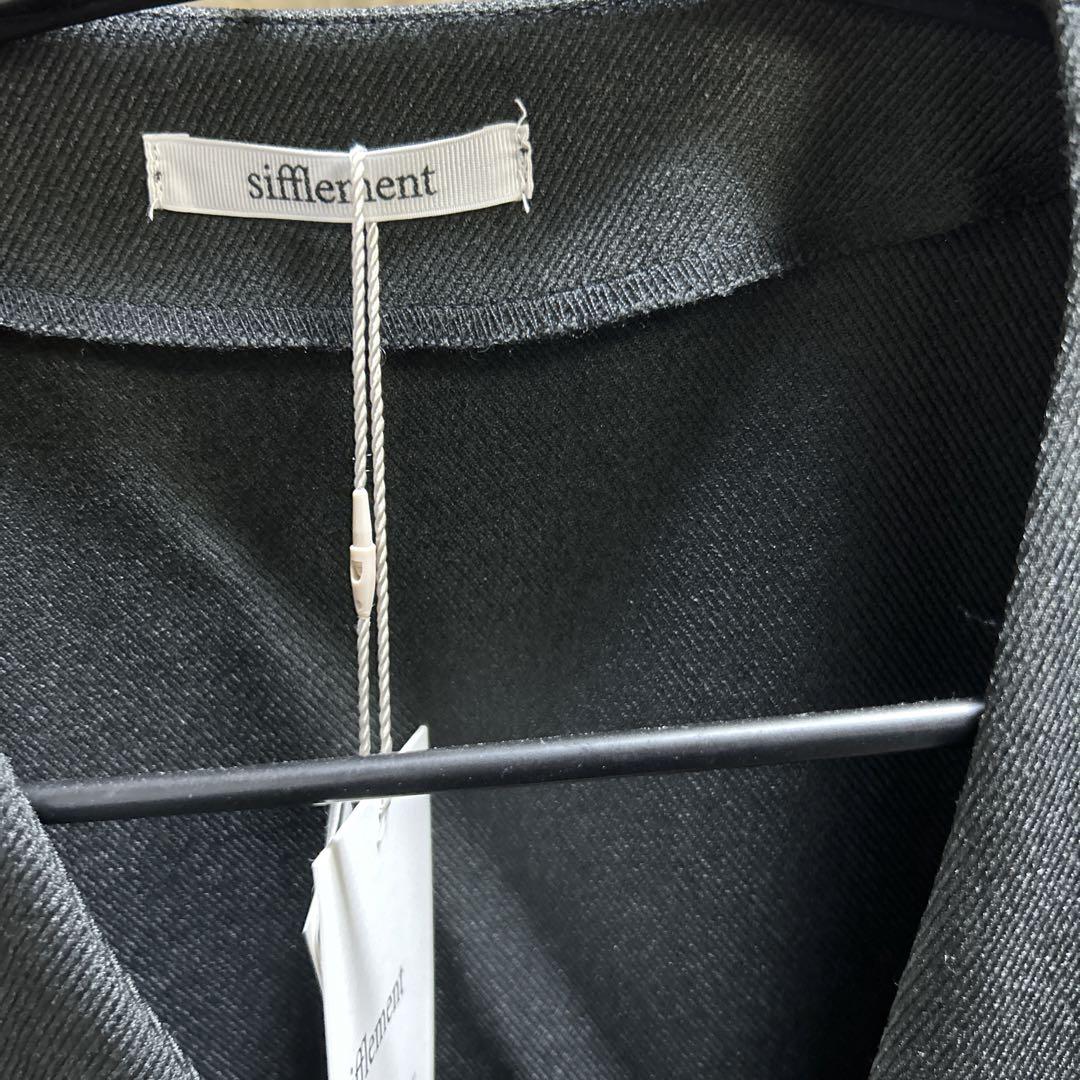 [未使用] Sifflementジレロングベスト 濃グレー 定価約15,000円 未使用] Sifflementジレロングベスト 濃グレー 定価約15,