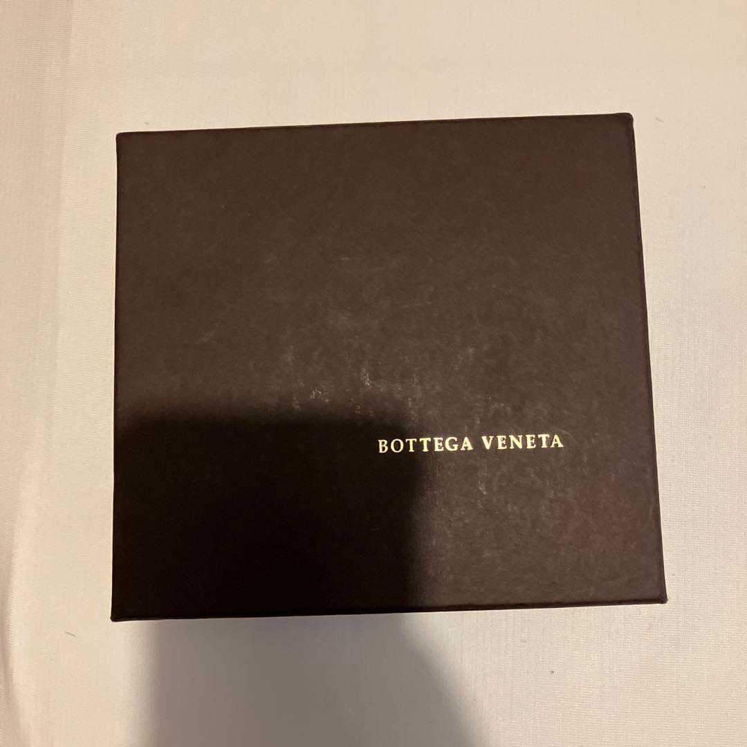 ボッテガヴェネタ 二つ折り財布