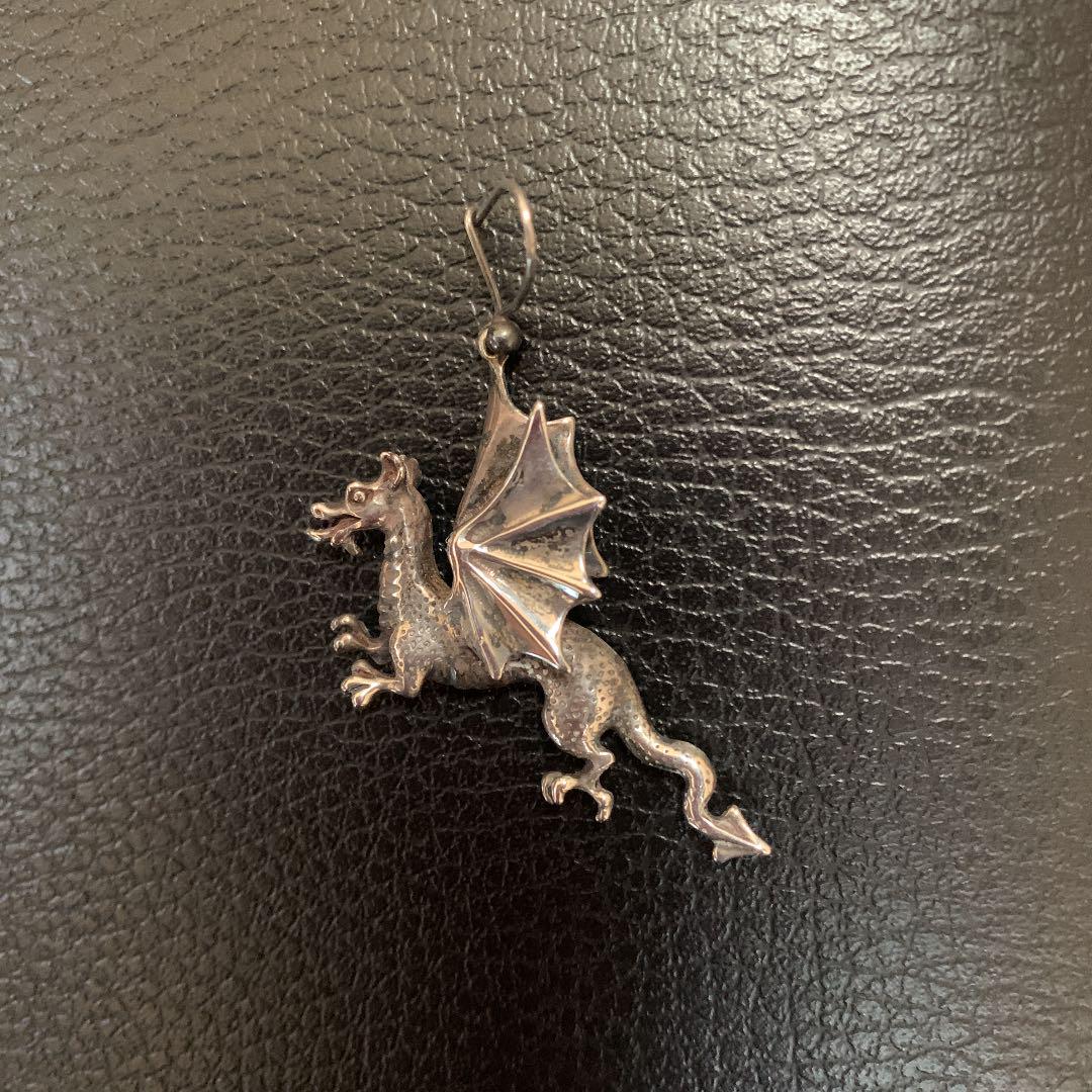 ヴィンテージ シルバードラゴン ピアス ロンドン