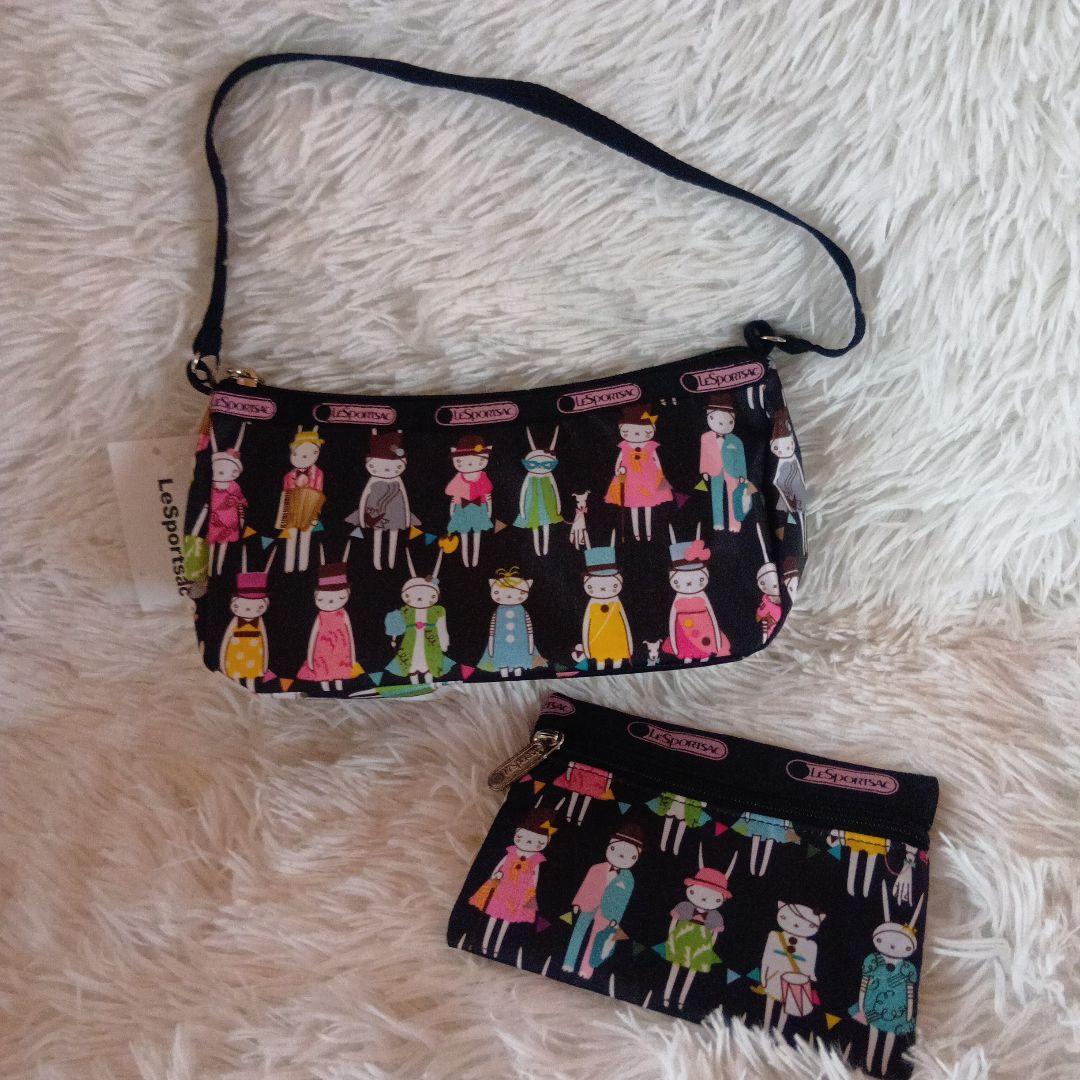 新品タグ付き！LeSportsac　セミショルダーバッグ　＆ポーチ ウサギ
