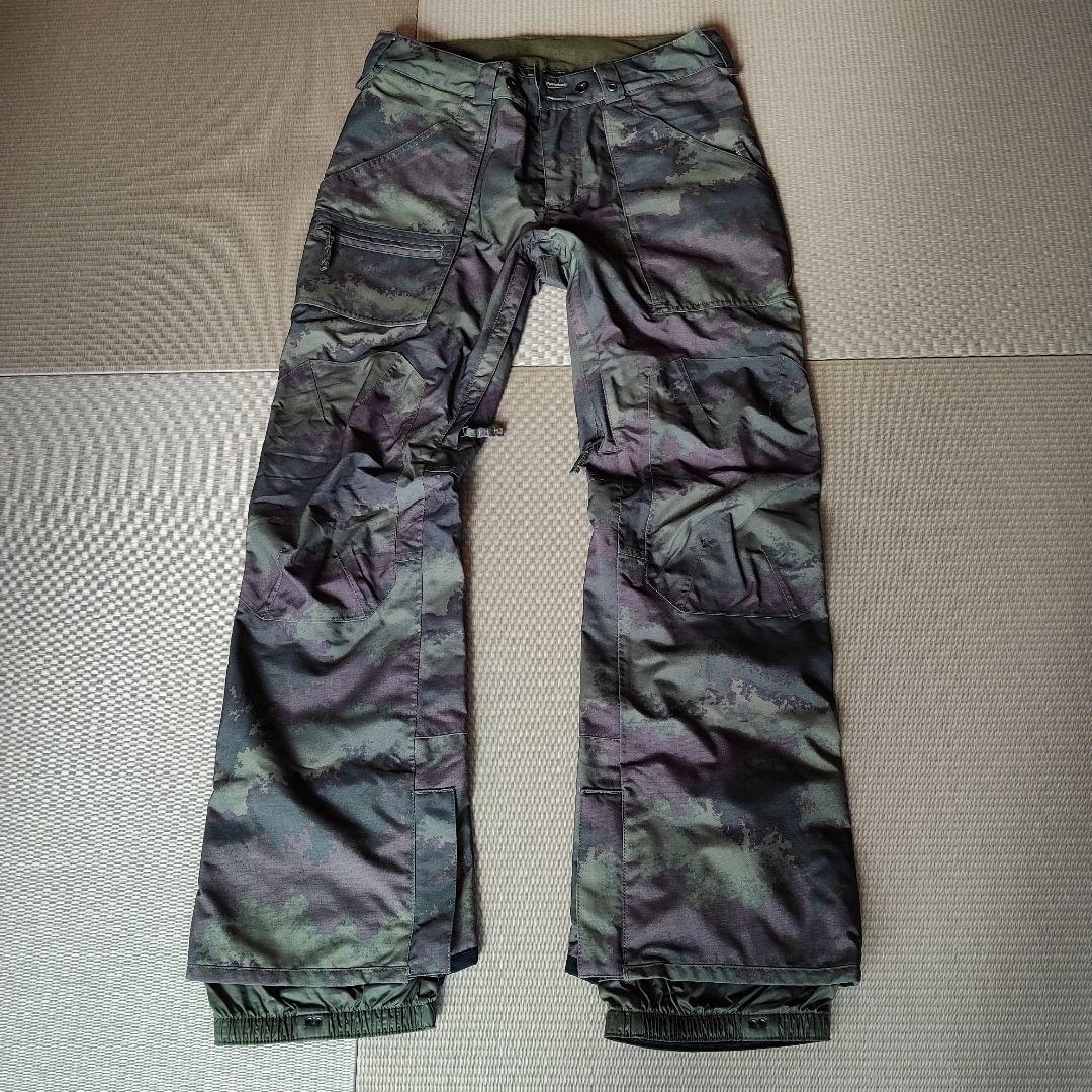 美品 BURTON 迷彩 スノーボードウェア グローブ3点セット メンズM 美品 BURTON 迷彩 スノーボードウェア グローブ3点セット メンズM