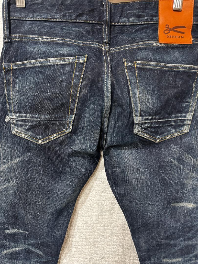 新品 デンハム 日本製　RAZOR MIJJABL 加工デニムパンツ サイズ28 新品 デンハム 日本製 RAZOR MIJJABL 加工デニムパンツ サイズ28